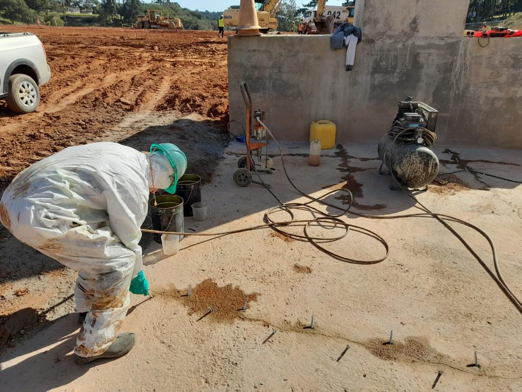 Profissional e equipamentos utilizados na intervenção